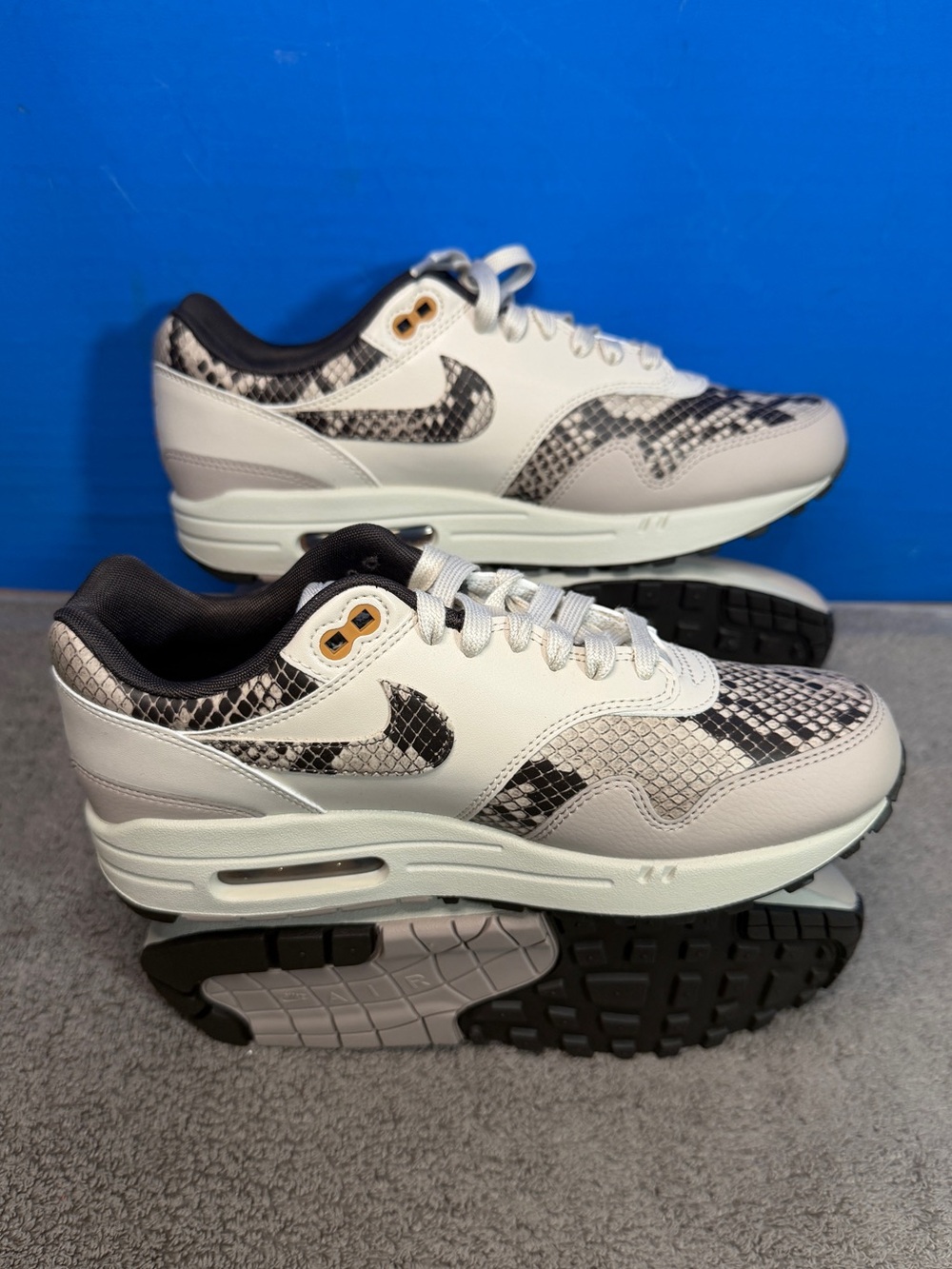 Nike air max 1
Womems
'Ore wood snake'
Nwot - Picture 7 of 14